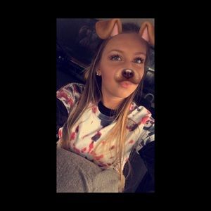 Meet your Posher, Karissa