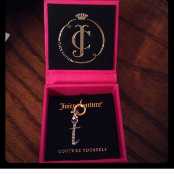 Juicy couture "t" charm