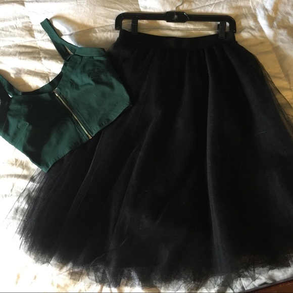Charlotte Russe Black Full Tulle NYE Skirt