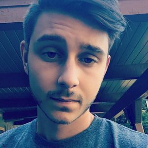 Meet your Posher, Troy