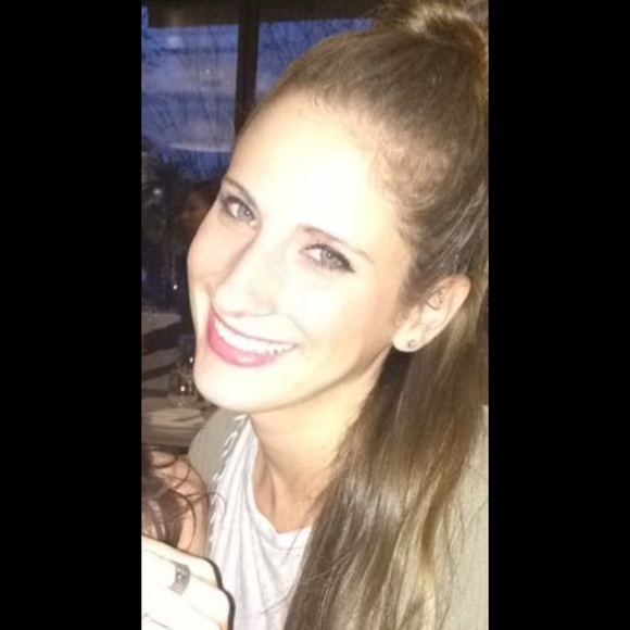 Meet your Posher, Samantha