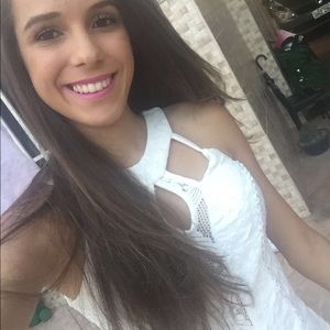 Meet your Posher, Eliane