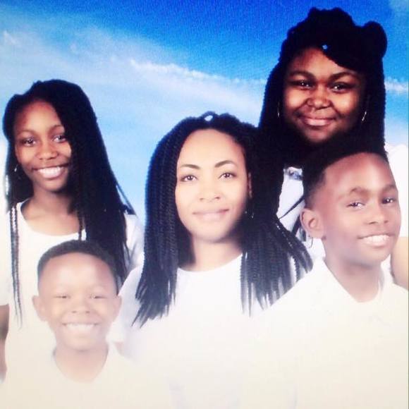 Meet your Posher, Thrica - Picture 1 of 1