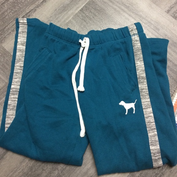 VS Pink boyfriend sweats