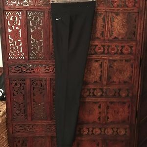 Basic Nike Dri-Fit Slim fit training pant