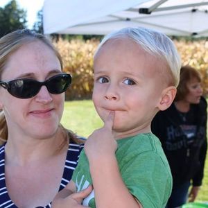 Meet your Posher, Kelly