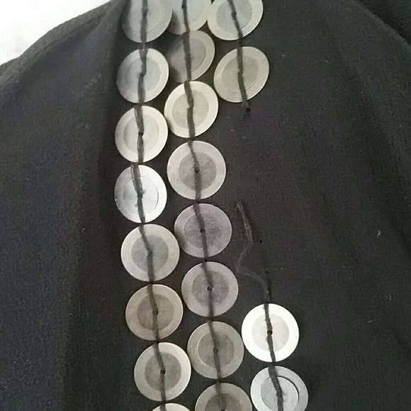 Top - Picture 3 of 4