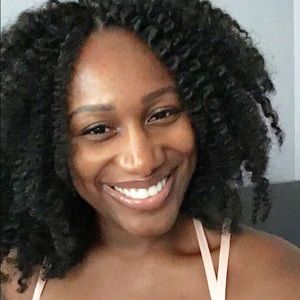 Meet your Posher, Aissata