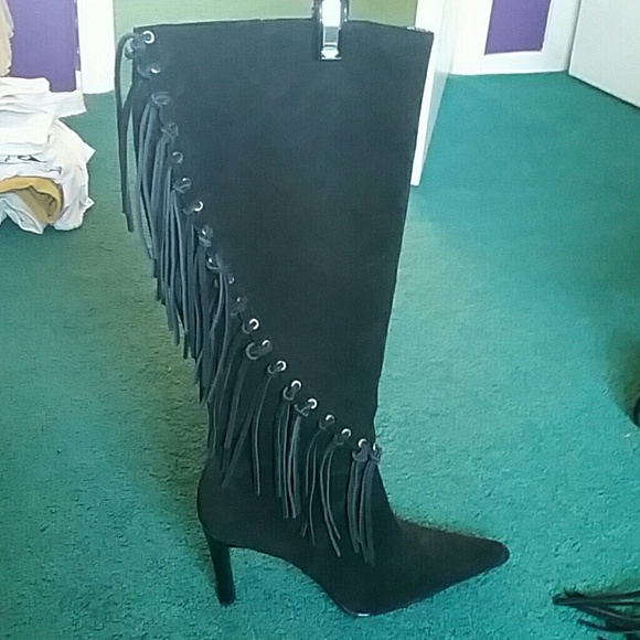 Steve Madden suede fringe boots - Picture 2 of 3