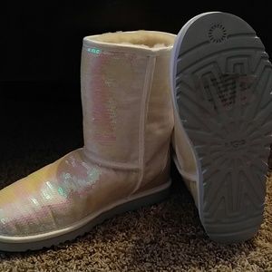 Size 9 sequin uggs