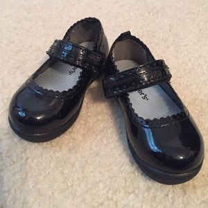 Brand new Carter's kids shoes