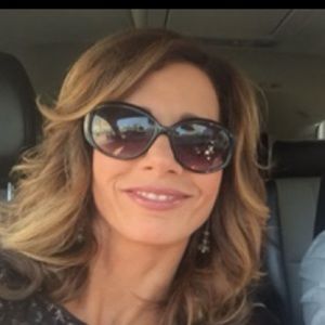 Meet your Posher, Holly