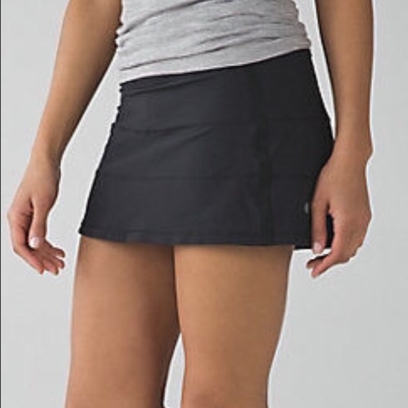 Lululemon pace rival skirt
