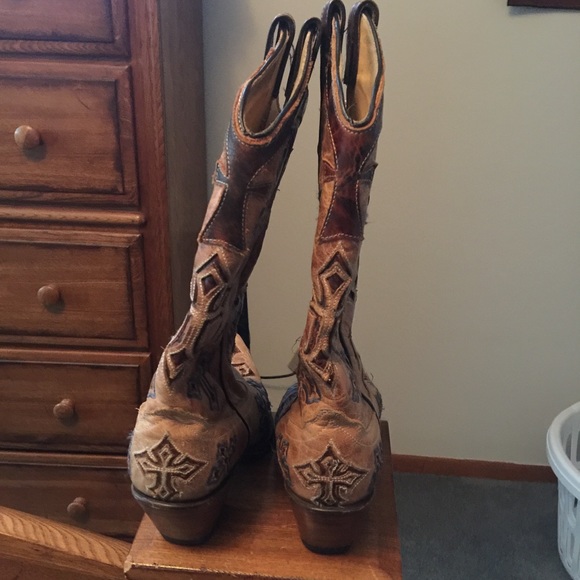 Women's boot - Picture 2 of 4