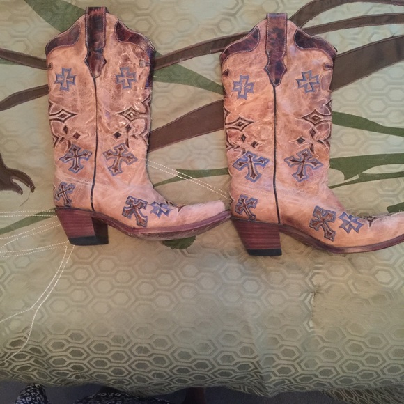 Women's boot - Picture 3 of 4