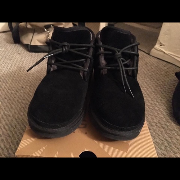 Black male uggs size 10