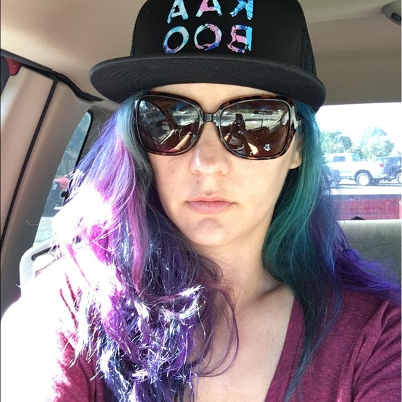 Meet your Posher, Amanda