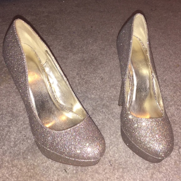 Glitter almond toe platform heels