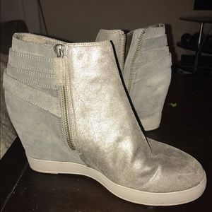 Eileen fisher booties