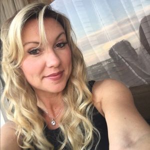 Meet your Posher, Natasha