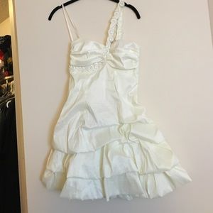 Off white prom dress or party wedding dress.