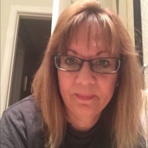 Meet your Posher, Debra