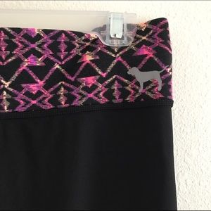 PINK Reversible Ultimate Yoga Legging