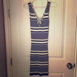 PNK-251122111 HARDY SAGE CHAIN PRINT DRESS