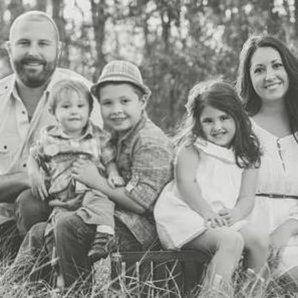 Meet your Posher, Michelle - Picture 1 of 1