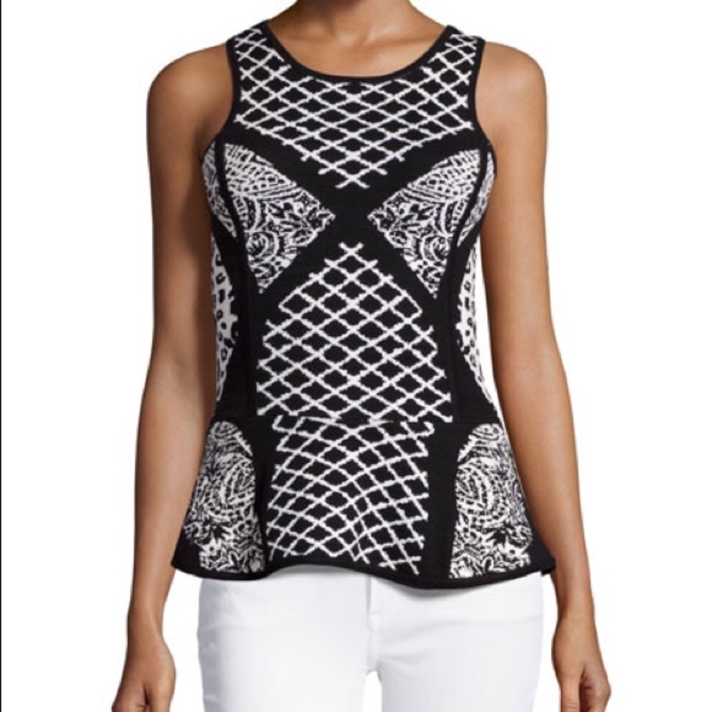 Nicole Miller Artelier black/white knit peplum top