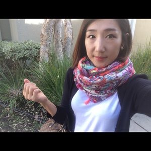 Meet your Posher, Yunhee