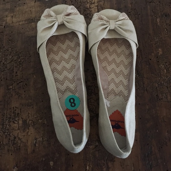 Women's Rocket Dog flats