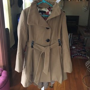 Steve Madden Tan Coat