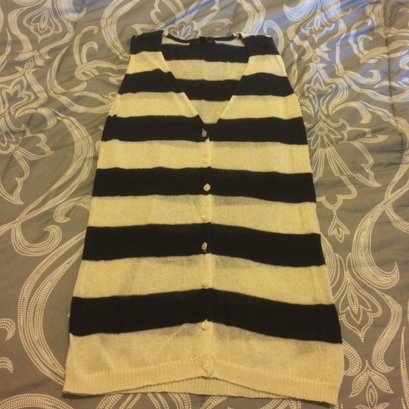 V neck tank top