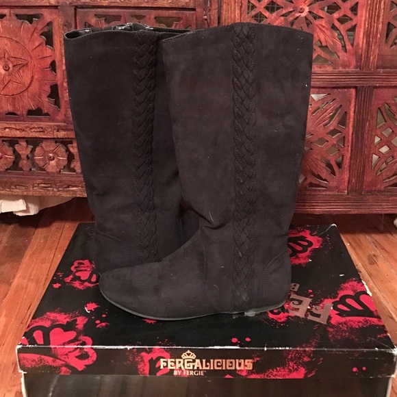 Fergalicious Zip up boots