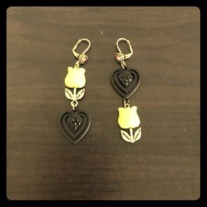 NWOT Betsey Johnson Tulip Earrings