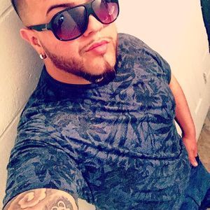 Meet your Posher, Eli