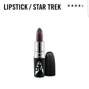 BRAND NEW IN BOX MAC KLING IT ON LIPSTICK