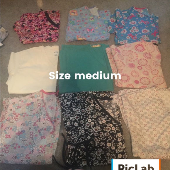 Scrub tops - Picture 2 of 4