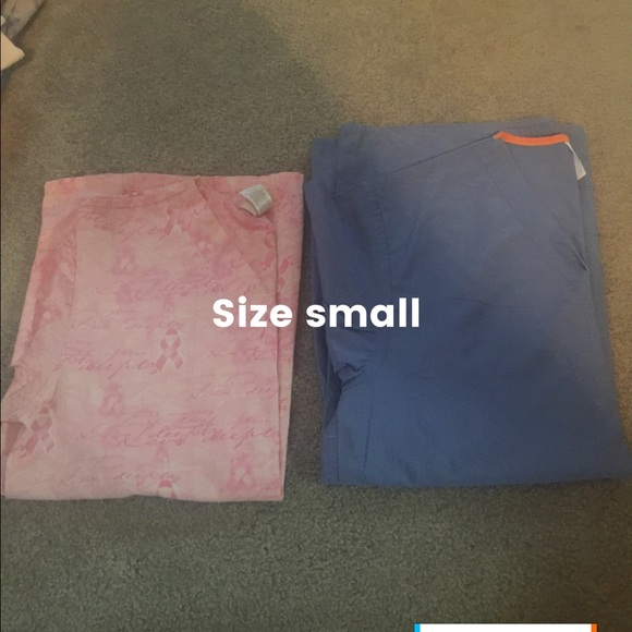 Scrub tops - Picture 3 of 4