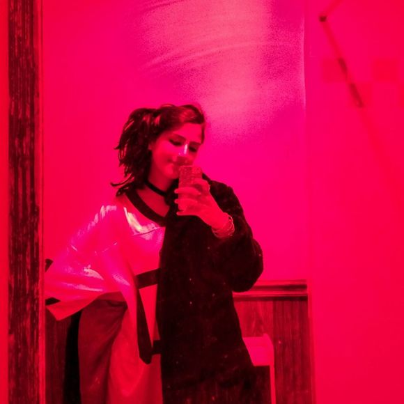 Meet your Posher, Smera - Picture 1 of 1