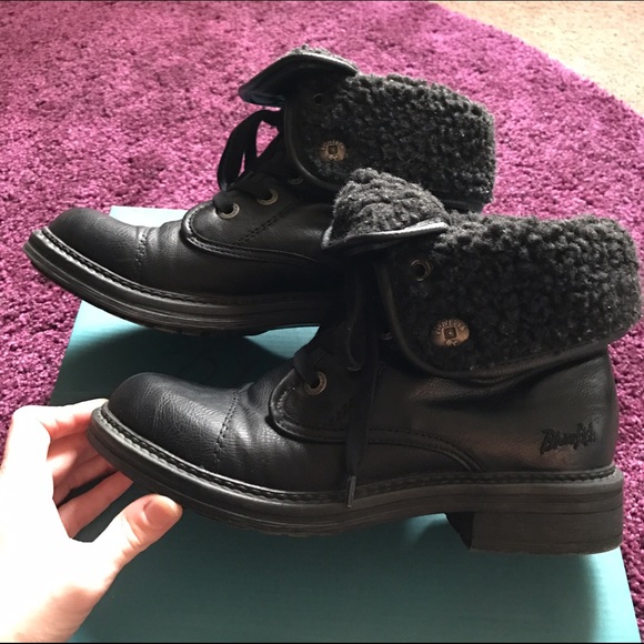 Blowfish black boots