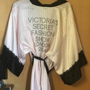 Victoria's secret Fashion Show Robe