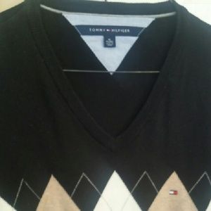 Tommy sweater