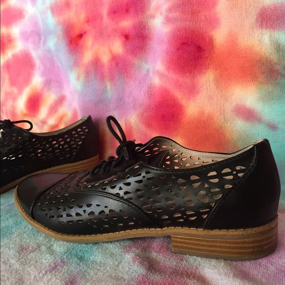 SOLD! 🎉 - Picture 4 of 4