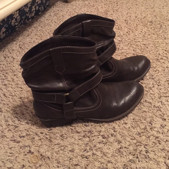 New direction short boots