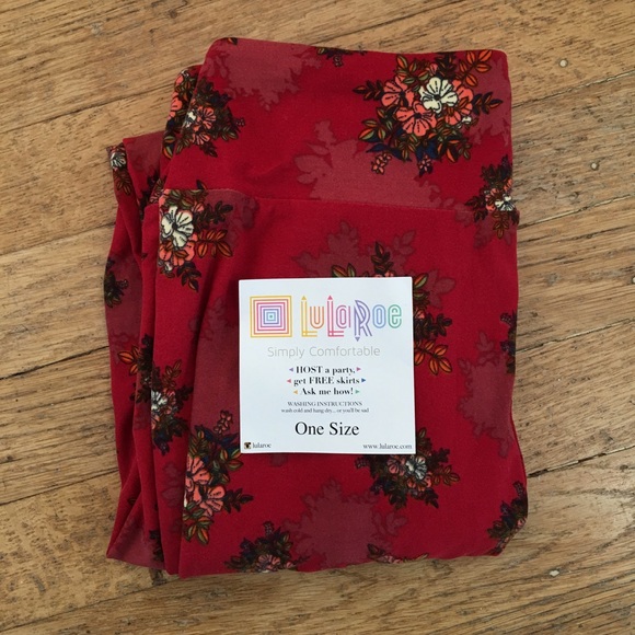 NWT Lularoe Floral leggings OS
