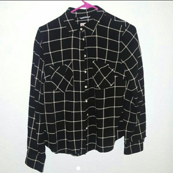 Grid/patterned/checkered plaid shirt
