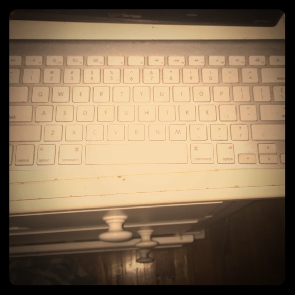 Apple keyboard - Picture 1 of 1