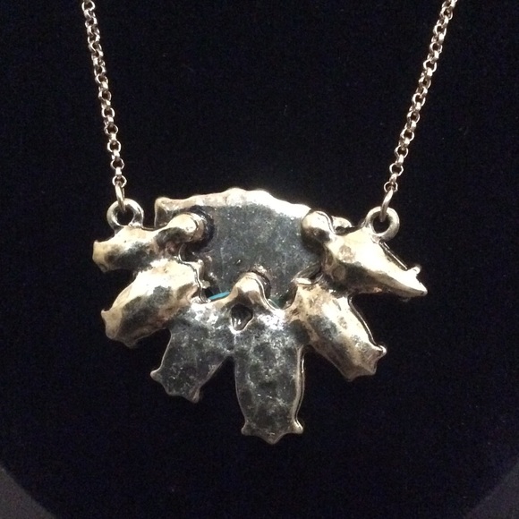 💙💚New Gold Tone Mixed Stone Rhinestone Necklace! - Picture 4 of 4